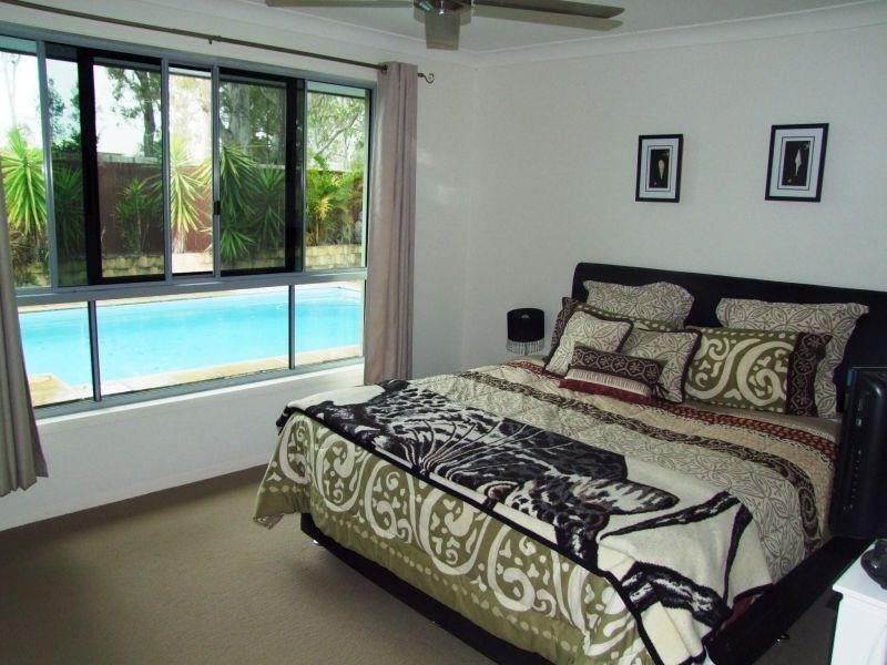 35 Hilltop Ave, Southside QLD 4570