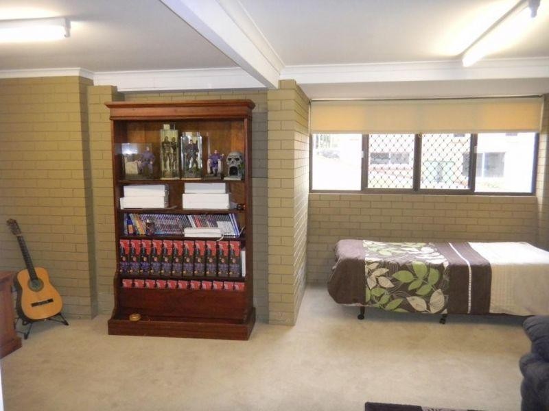 53 Watson Road, Southside QLD 4570