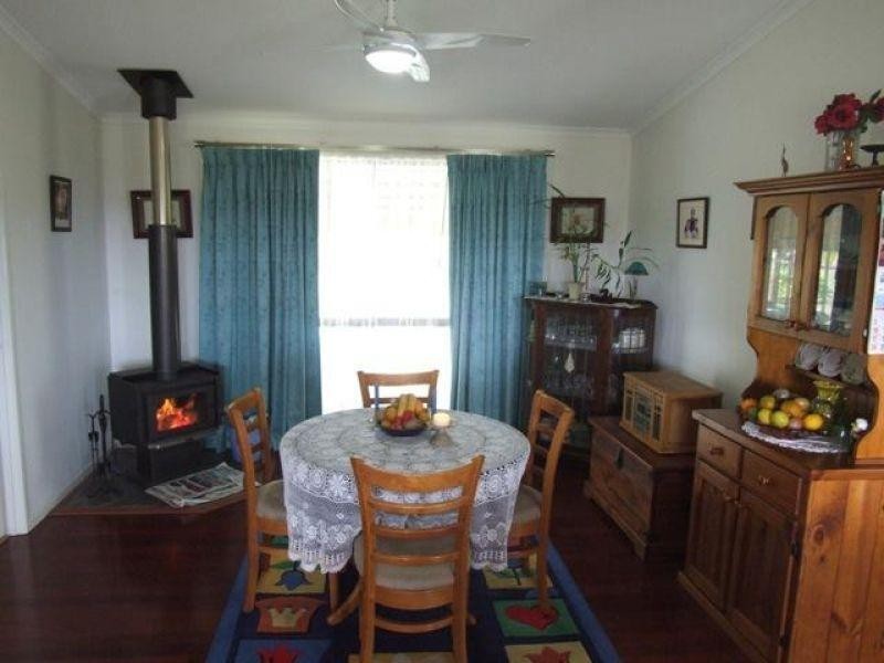 9 Feltom Court, The Dawn QLD 4570