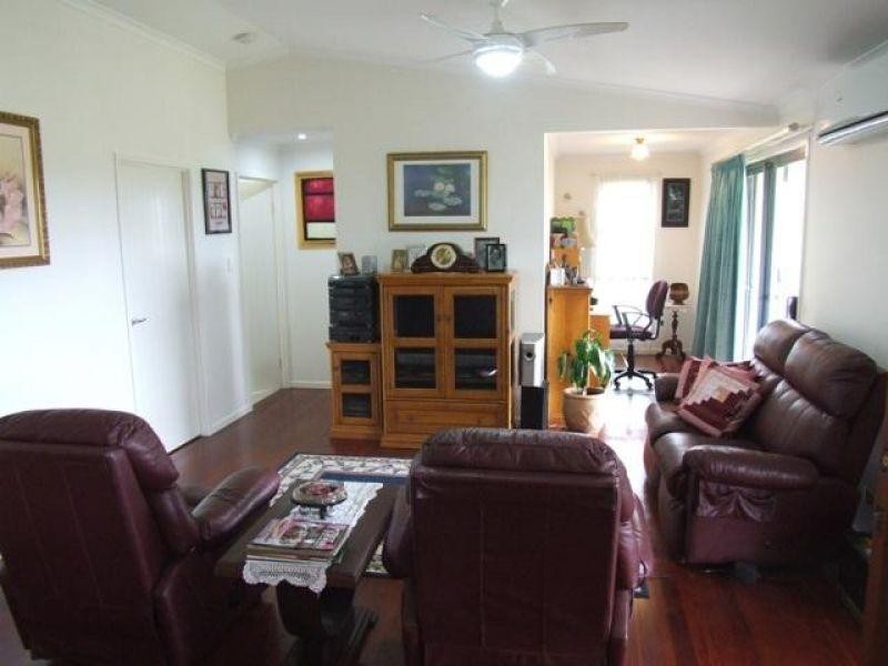 9 Feltom Court, The Dawn QLD 4570