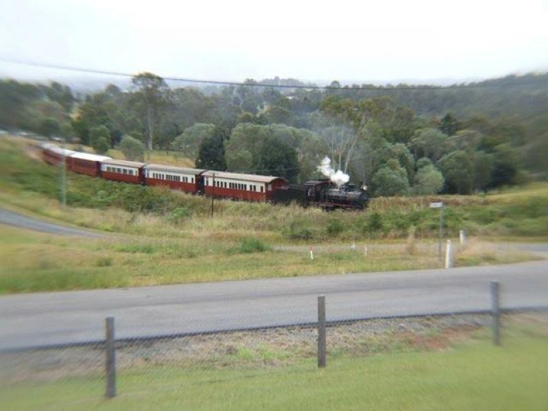 9 Feltom Court, The Dawn QLD 4570