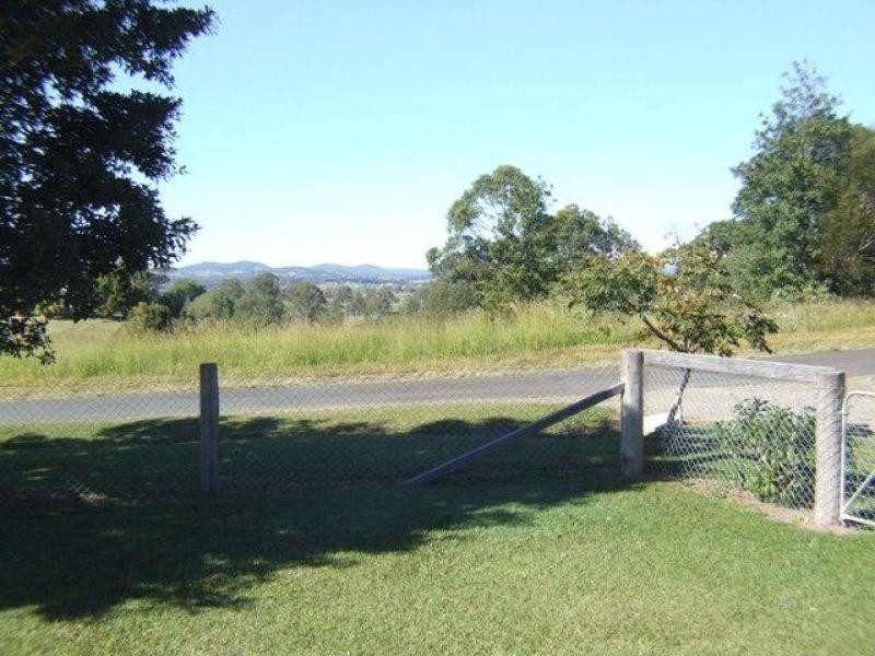 9 Feltom Court, The Dawn QLD 4570