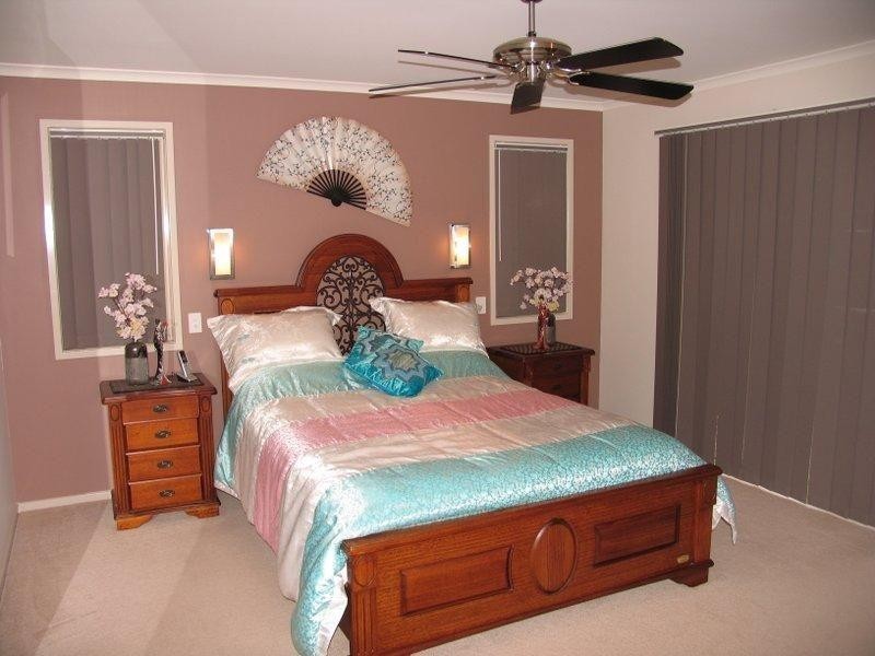 5 Archer Cct, Southside QLD 4570