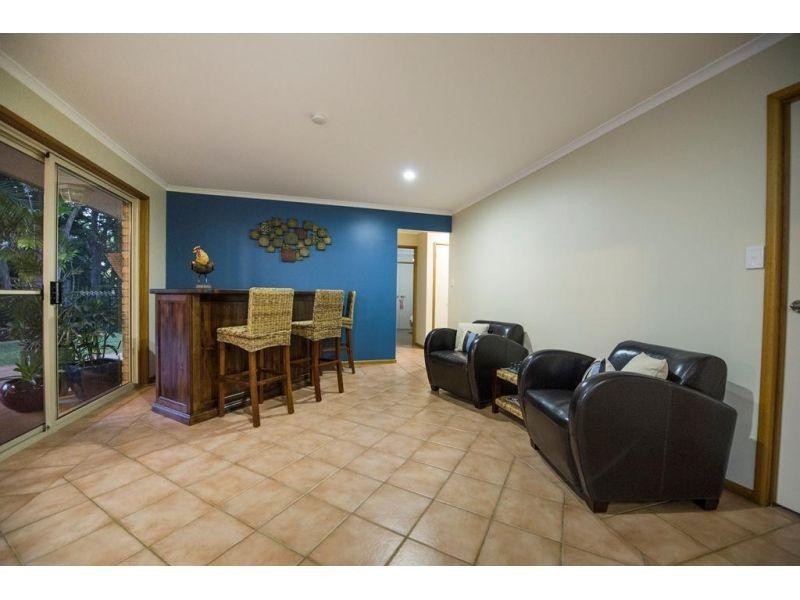 13 Topaz Court, Southside QLD 4570