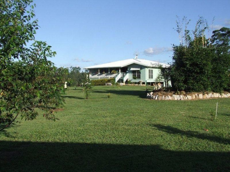 121 Hood Road, Veteran QLD 4570