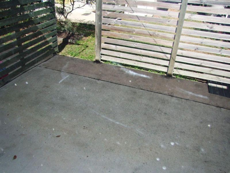 11/2 College St, Southside QLD 4570