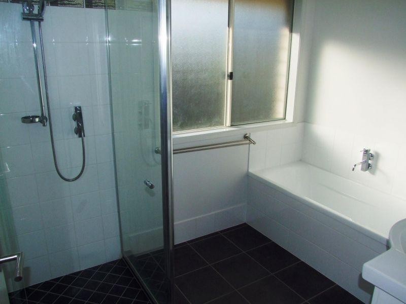 4 St Andrews Cr, Gympie QLD 4570