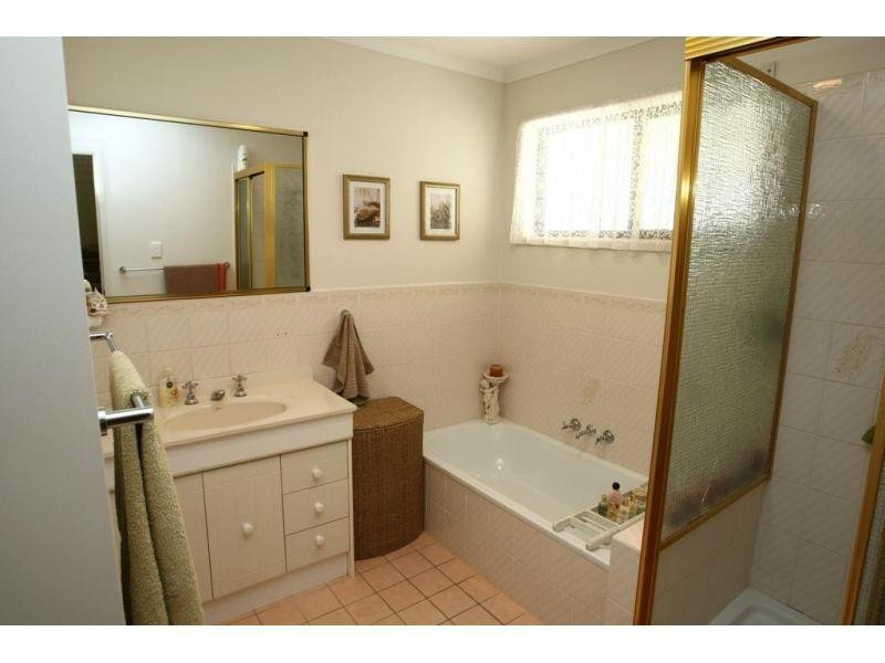 12 Normanby Hill Road, Southside QLD 4570