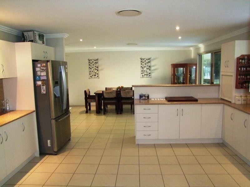 77 Kirsten Drive, Curra QLD 4570