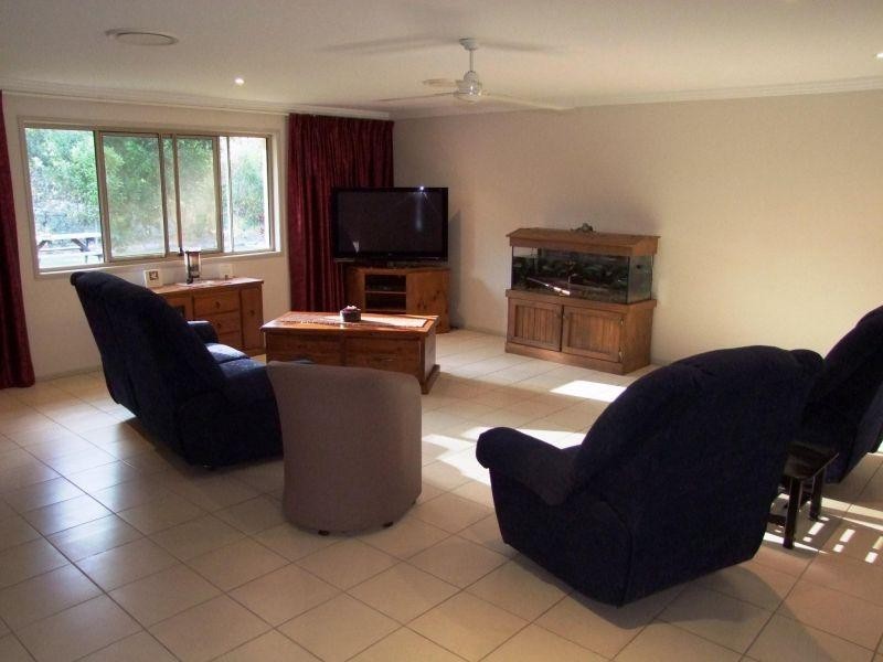 77 Kirsten Drive, Curra QLD 4570