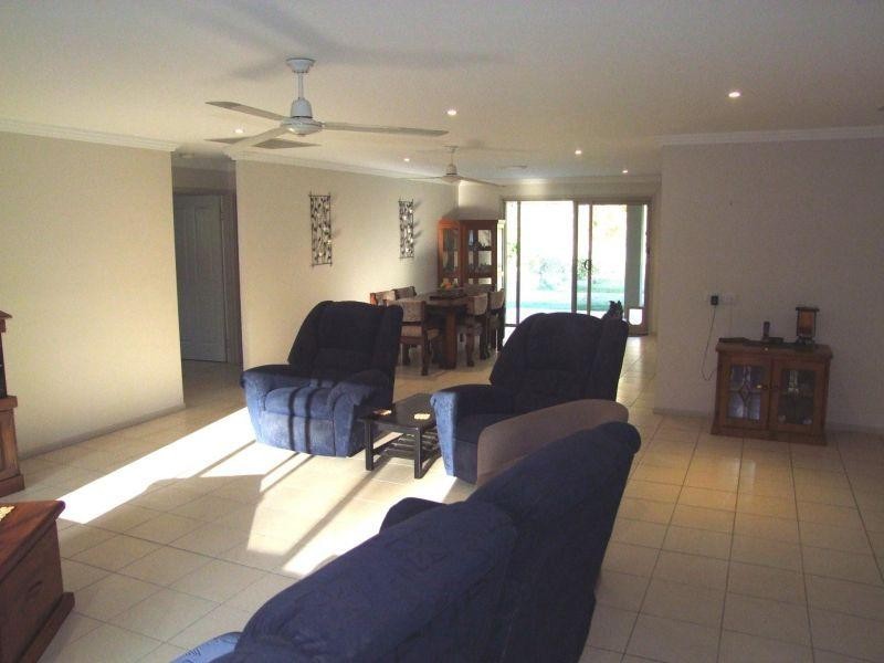 77 Kirsten Drive, Curra QLD 4570