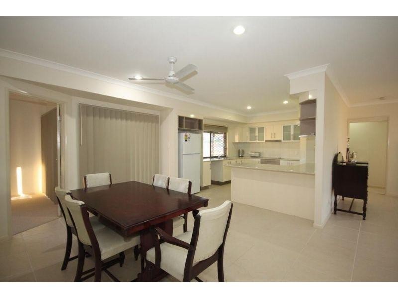 35 Premier Avenue, Jones Hill QLD 4570