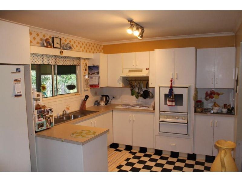 8 Kleise Court, Curra QLD 4570