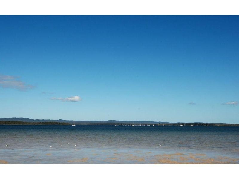 Unit 2, 3, 6 & 7 The Esplanade, Tin Can Bay QLD 4580