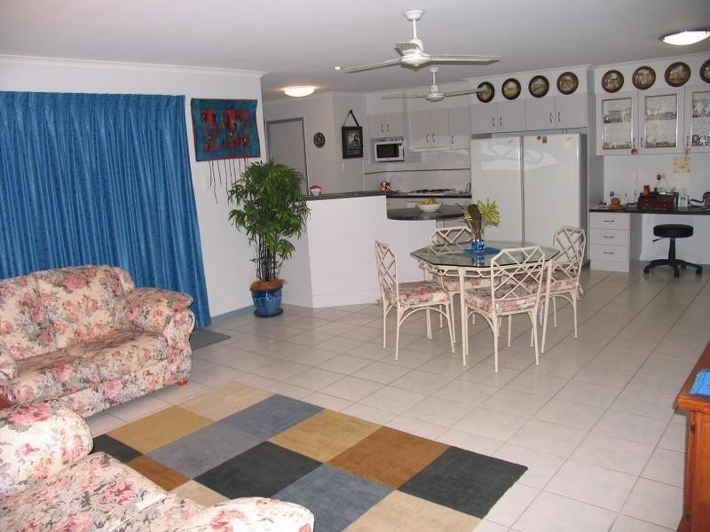 21 Harington Ave, Southside QLD 4570