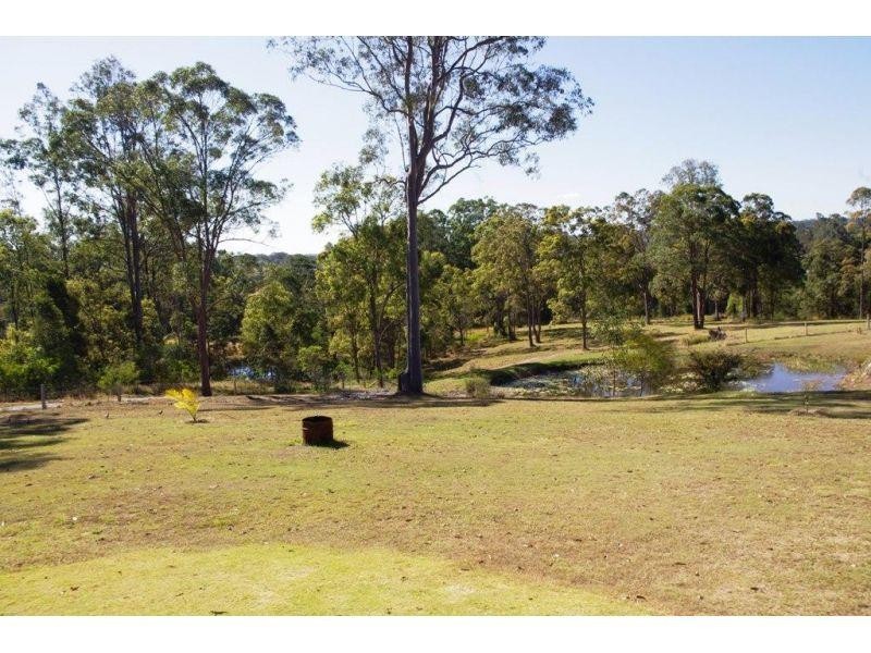 39 Old Veteran Road, Veteran QLD 4570