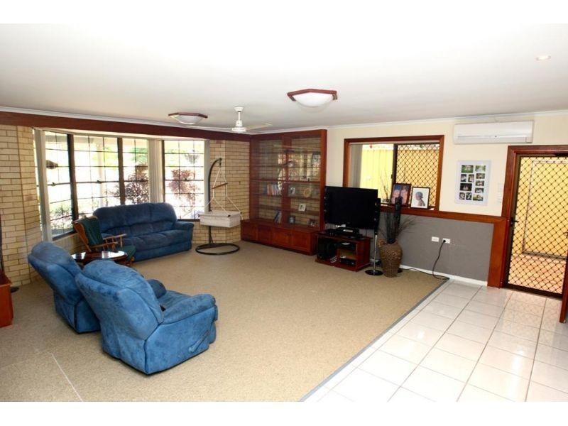 19 Johnstone Road, Southside QLD 4570