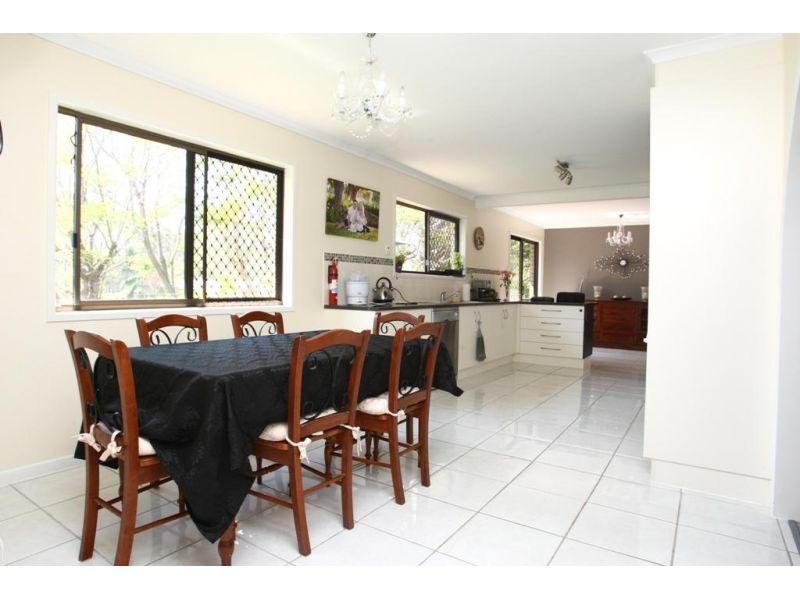 19 Johnstone Road, Southside QLD 4570