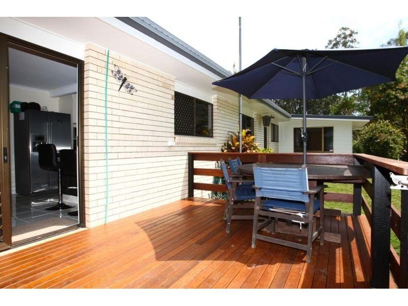 19 Johnstone Road, Southside QLD 4570