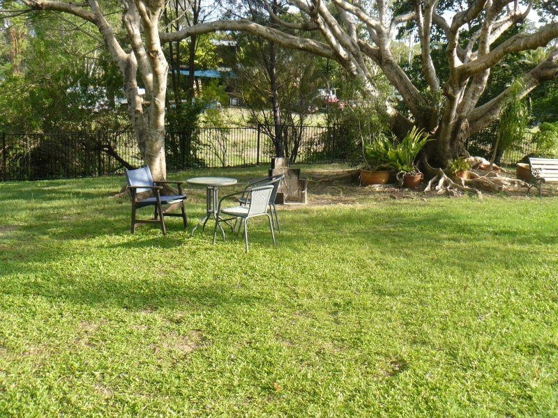 19 Johnstone Road, Southside QLD 4570