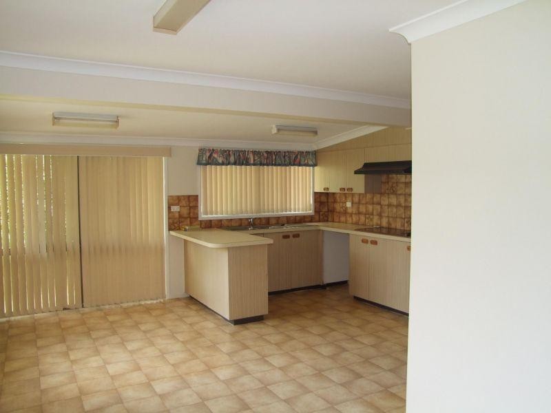 27 Shields Street, Gympie QLD 4570