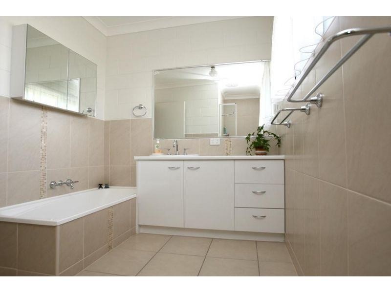 28 Cochrane Road, Chatsworth QLD 4570