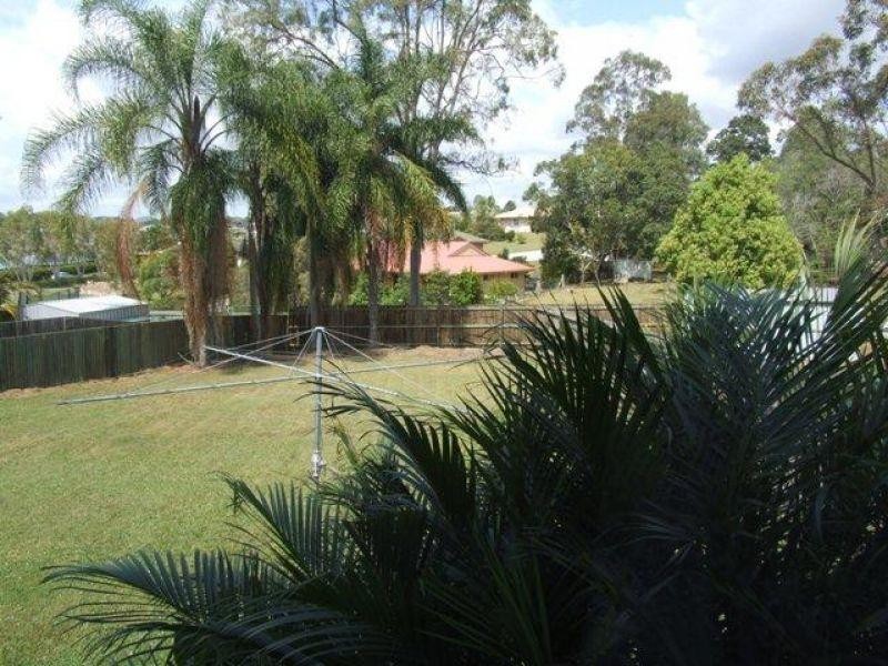 61 Sorensen Road, Southside QLD 4570
