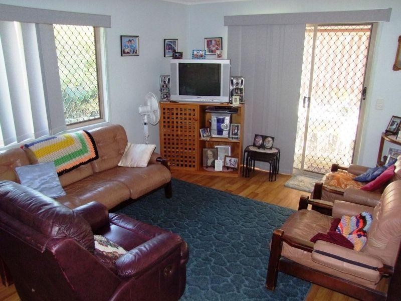 12 McMahon Rd, Monkland QLD 4570