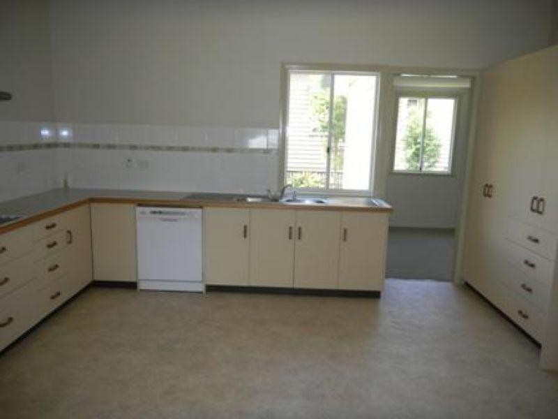 38  Louisa Street, Gympie QLD 4570