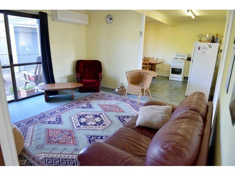 Unit 1 / 1 Gebbutt Street, Southside QLD 4570