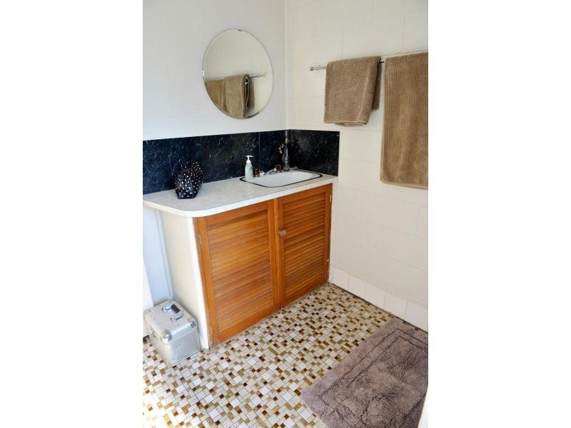 Unit 1 / 1 Gebbutt Street, Southside QLD 4570