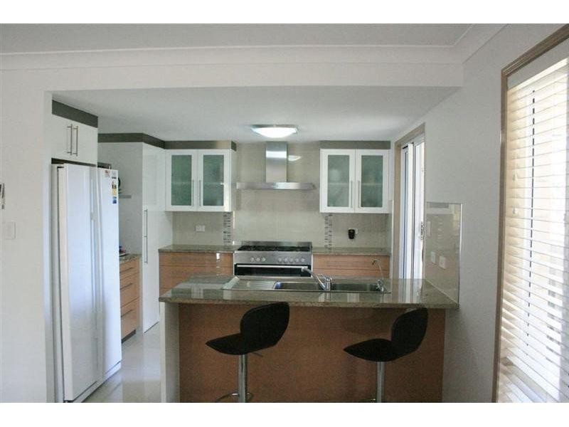 119 Silky Oak Drive, Southside QLD 4570