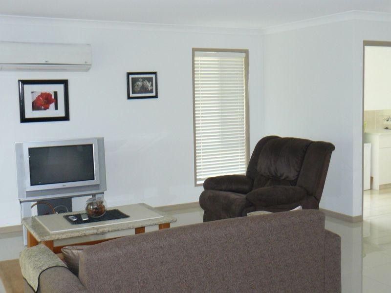 119 Silky Oak Drive, Southside QLD 4570