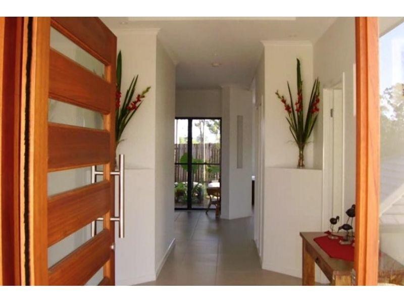 41 Hilltop Avenue, Southside QLD 4570