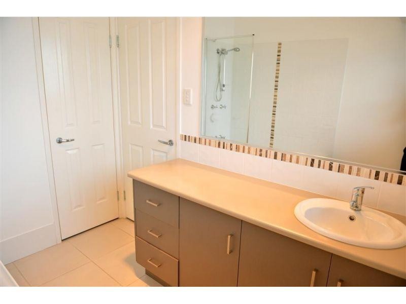 19 Sturgess Road, Pie Creek QLD 4570