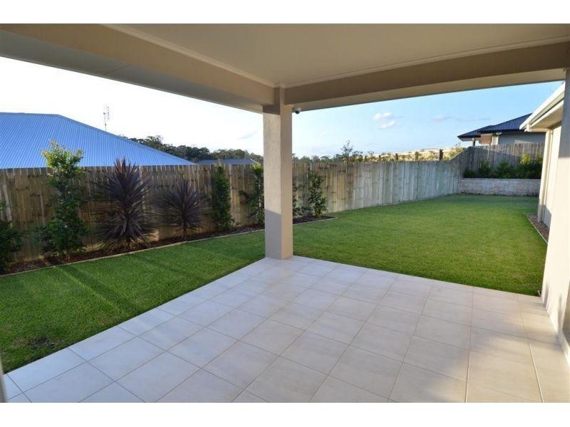 L55 Woodlands Drive, Southside QLD 4570