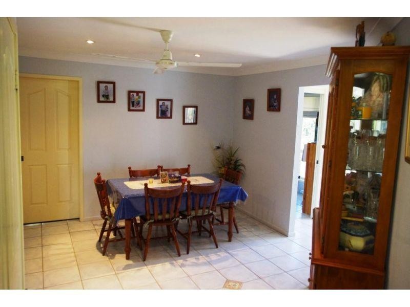 28 Mayfair Drive, Southside QLD 4570