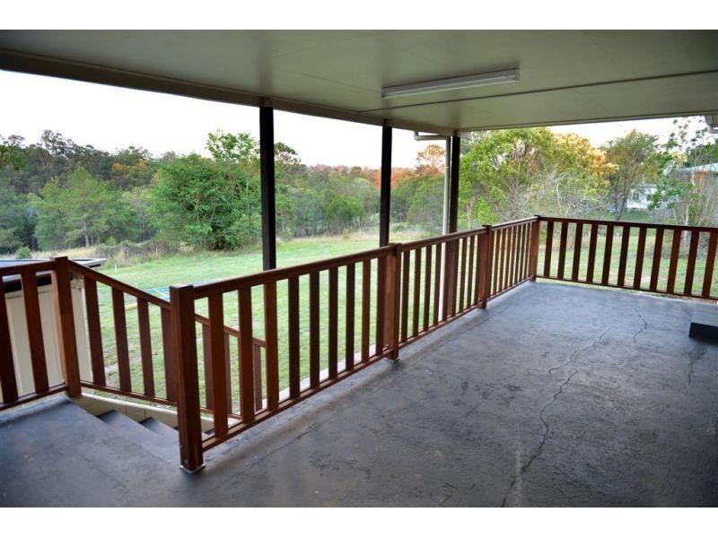 22 Barton Road, Victory Heights QLD 4570