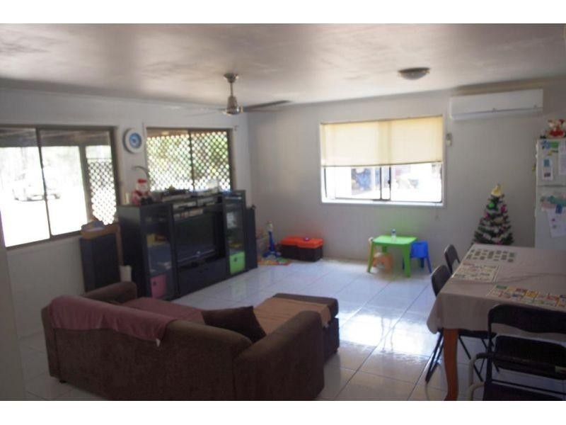 190 Varley Road North, Glenwood QLD 4570