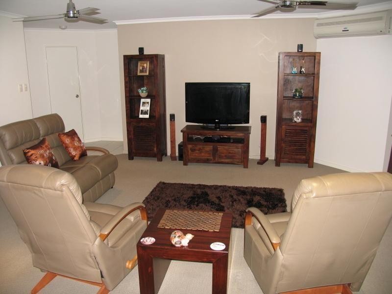 5 Directors Circuit, Jones Hill QLD 4570