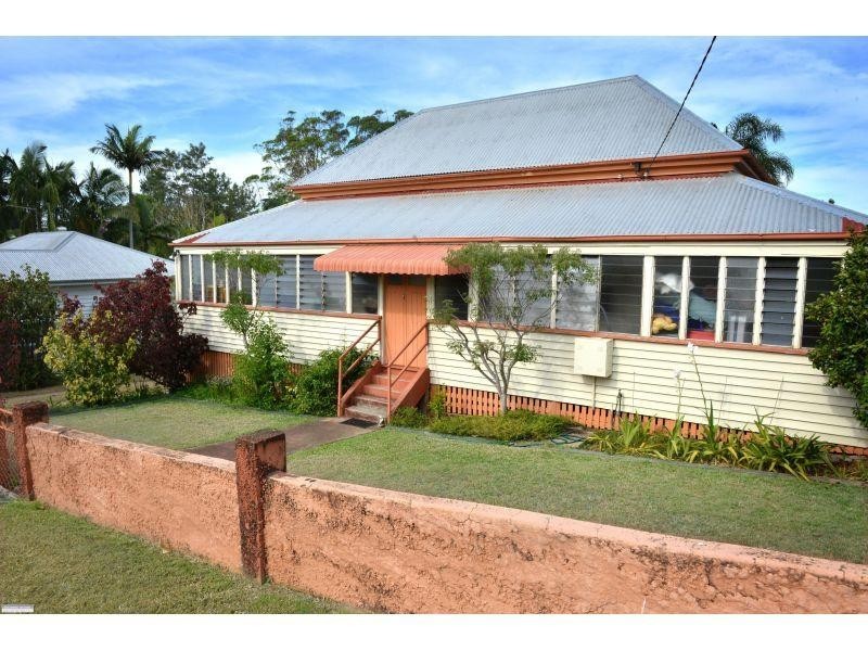 8 Pollock Street, Gympie QLD 4570