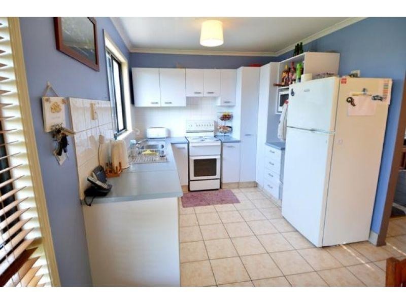1 Bethany Lane, Monkland QLD 4570