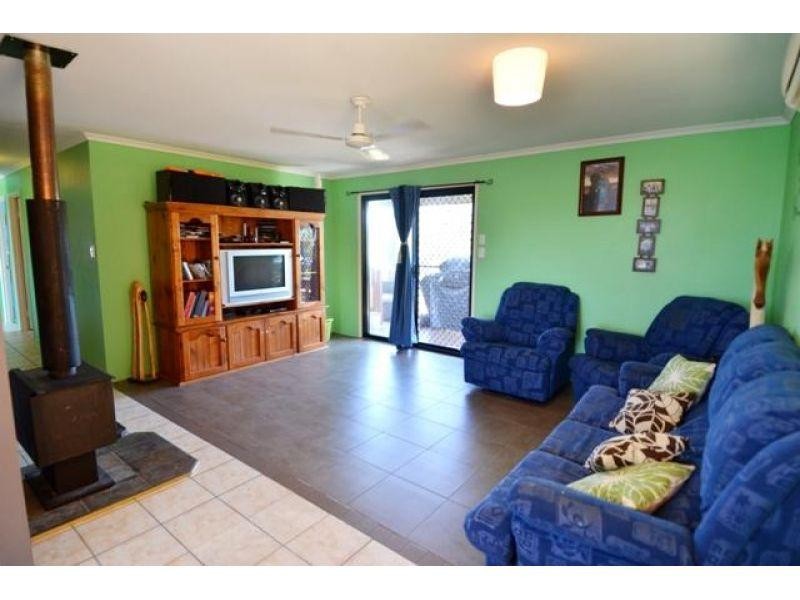 1 Bethany Lane, Monkland QLD 4570
