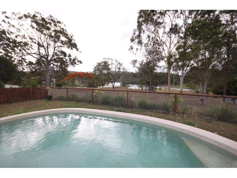 742 Shadbolt Road, Cedar Pocket QLD 4570