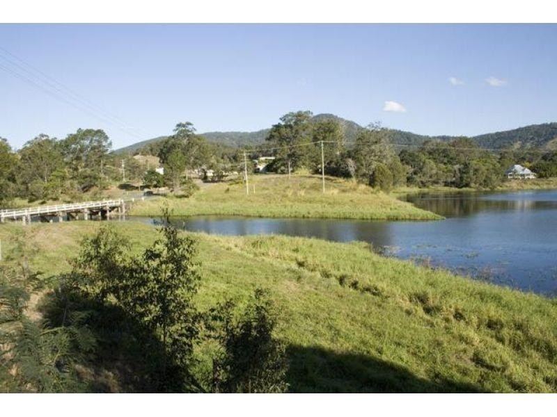 742 Shadbolt Road, Cedar Pocket QLD 4570