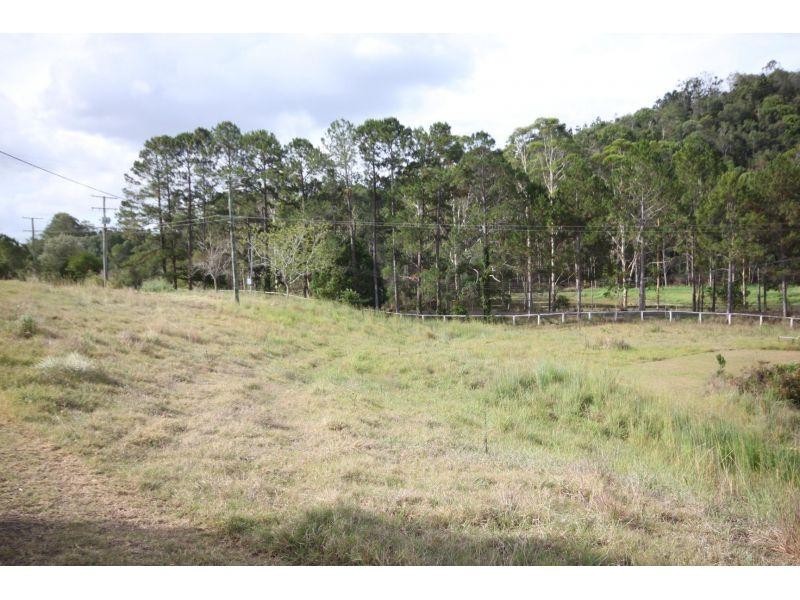 742 Shadbolt Road, Cedar Pocket QLD 4570
