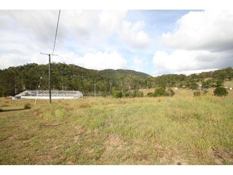742 Shadbolt Road, Cedar Pocket QLD 4570