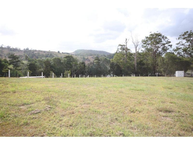 742 Shadbolt Road, Cedar Pocket QLD 4570