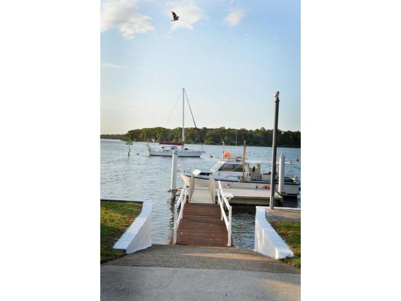 12 Esplanade, Tin Can Bay QLD 4580