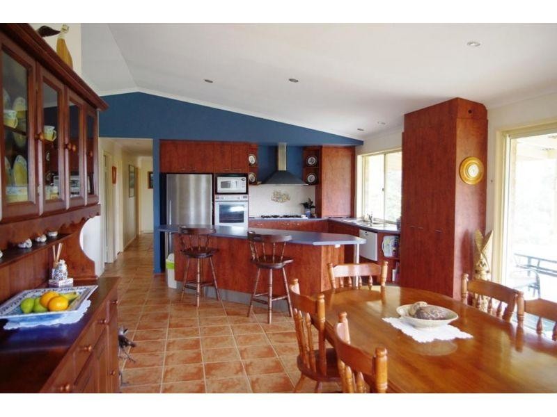 33 Lynch Road, East Deep Creek QLD 4570